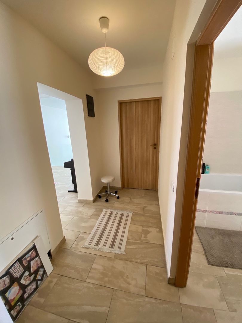 Casa In Dumbravita pretabila birouri sau alte activitati - Poză 24