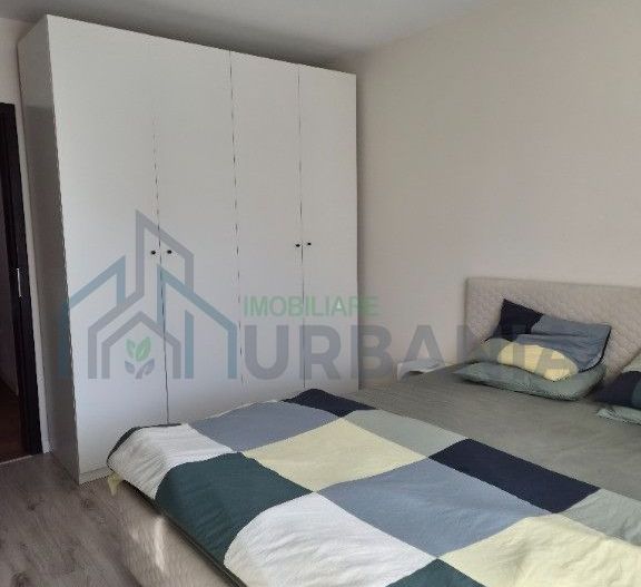 Apartament cu 4 camere de vânzare în Valea Lupului - Poză 8