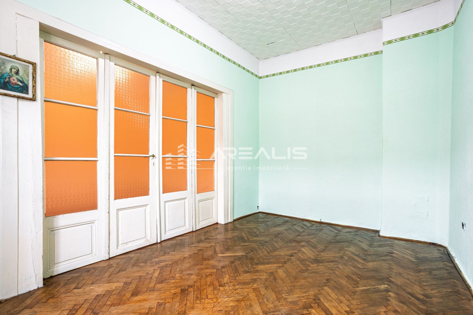 Apartament 2 camere ultracentral, cu loc de parcare - Poză 2