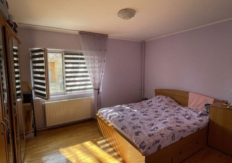 Vanzare Apartament 3 camere Rahova Pecineaga / Malcoci/ Petre Ispirescu - Poză 2