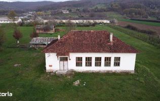 Cladire spatiu comercial (Brutarie)  in comuna Băiculești