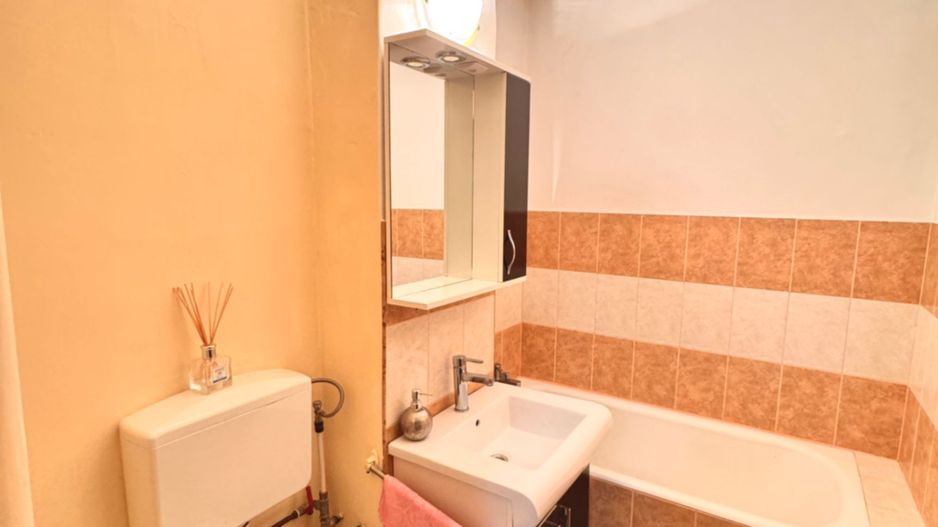 Apartament cu o cameră, decomandat – Rogerius - Poză 4