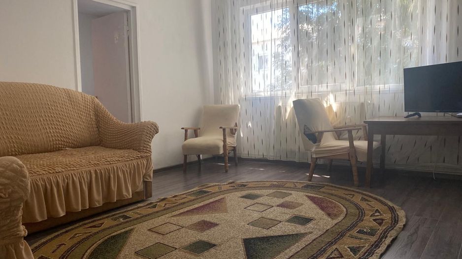 Etajul 3! Inchiriere apartament cu 2 camere in Targoviste - micro 11 - Poză 4