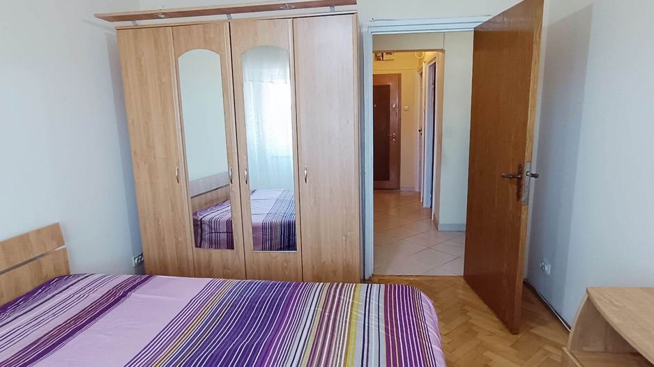 Apartament mobilat in Brasov-Grivitei - Poză 3