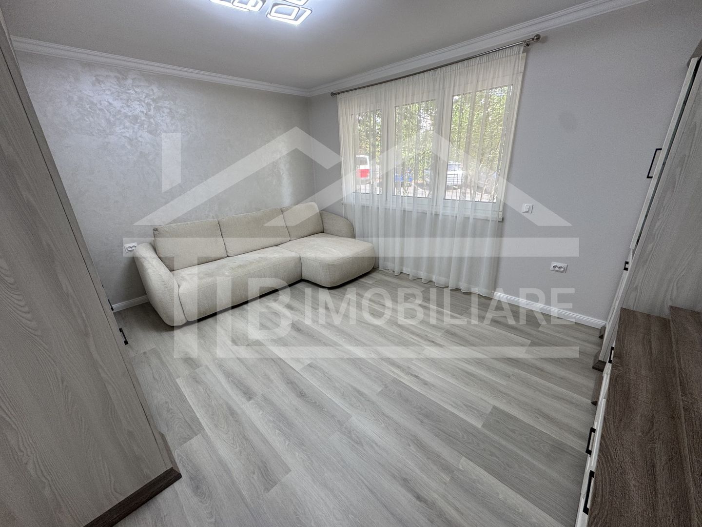 Apartament cu 3 camere, 67 mp, Zona UMFST - Poză 3