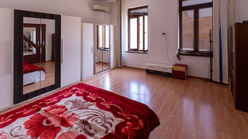 Clădire cu 11 apartamente situată ultracentral - Poză 10