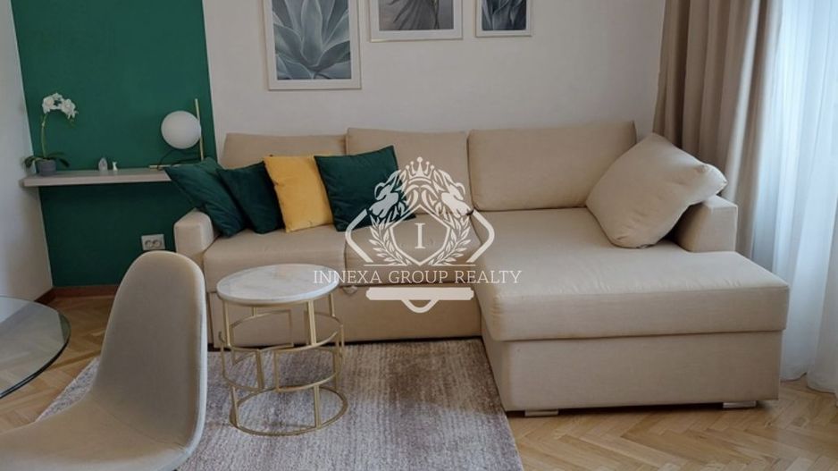 Piata Romana | Apartament decomandat 4 camere modern | Bloc 1980 | 97mp - Poză 1