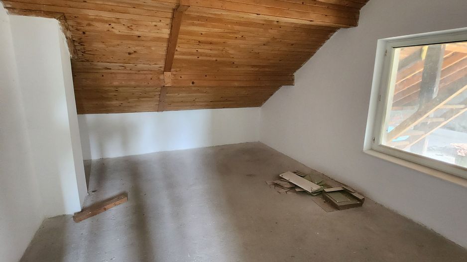 Casa P+M cu teren generos-Remetea - Poză 5