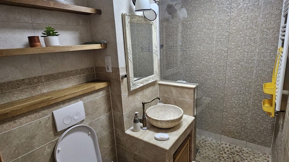 Soarelui-Gen 30 | 3 Camere |  Decomandat | Etaj 1 | 2 Băi | Centrală Proprie - Poză 13