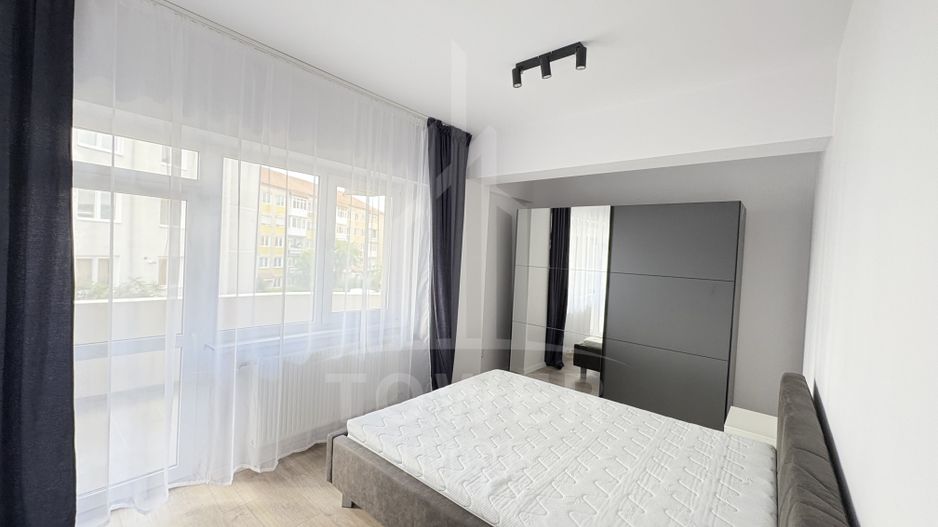 Apartament de Lux cu 3 Camere pe Str. Oituz – Garaj & Terasă - Poză 2