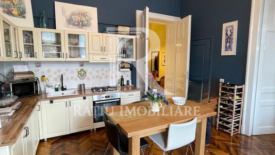 Apartament cu 2 camere | Centru Istoric | Etajul 1 | Oradea - Poză 3