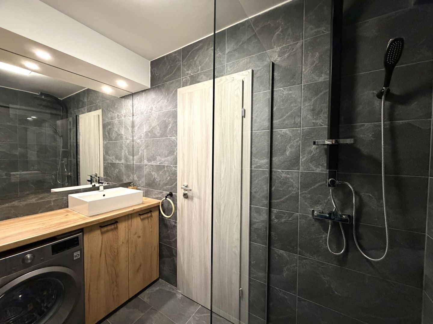 Apartament 3 camere tip Duplex - zona Calea Calarasilor/Popa Nan - Poză 20