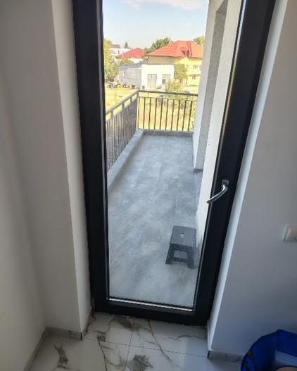 Vanzare apartament 3 camere 87,7 mp, 2 băi, parcare privată, etaj 1, bloc 2022 - Poză 10