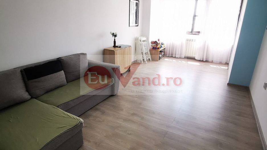 De vanzare apartament 3 camere, micro 39, 76.000 euro negociabil - Poză 5