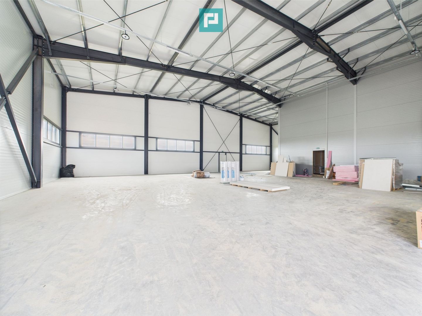 Hala Nouă în zona Aeroport – 520 mpu - Poză 1