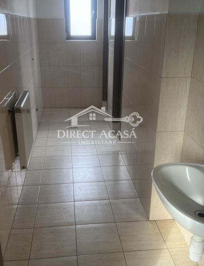 Birou 38 mp de inchiriat zona Budiu 250 euro + TVA cheltuieli incluse - Poză 8