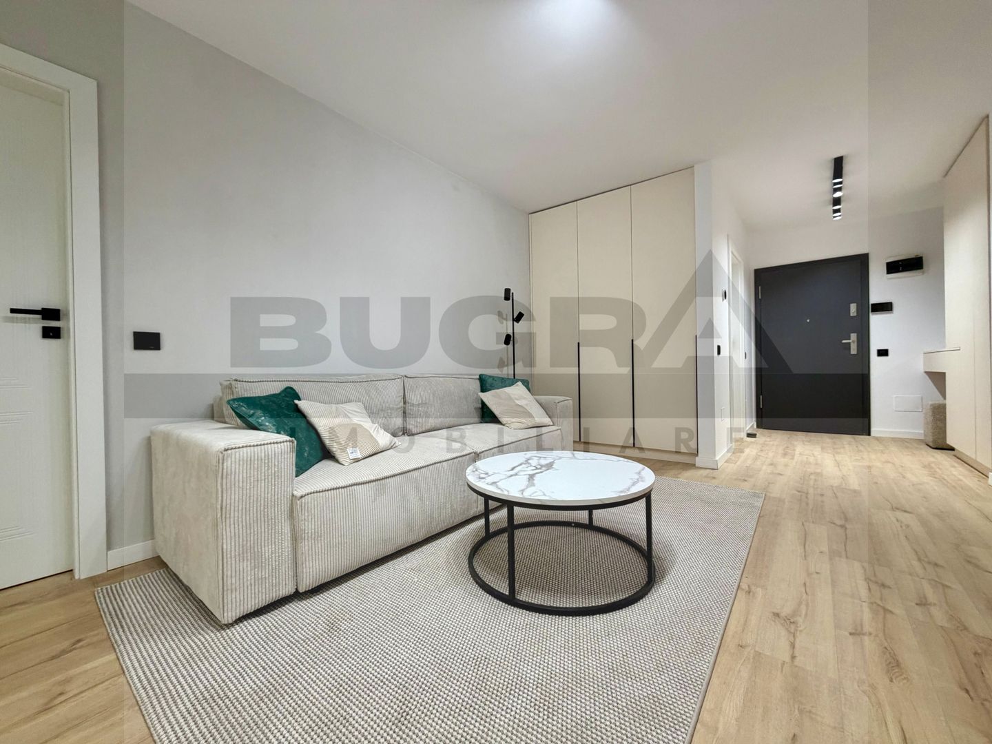 Apartament 2 camere, finisat, parcare, zona Elite - Poză 4