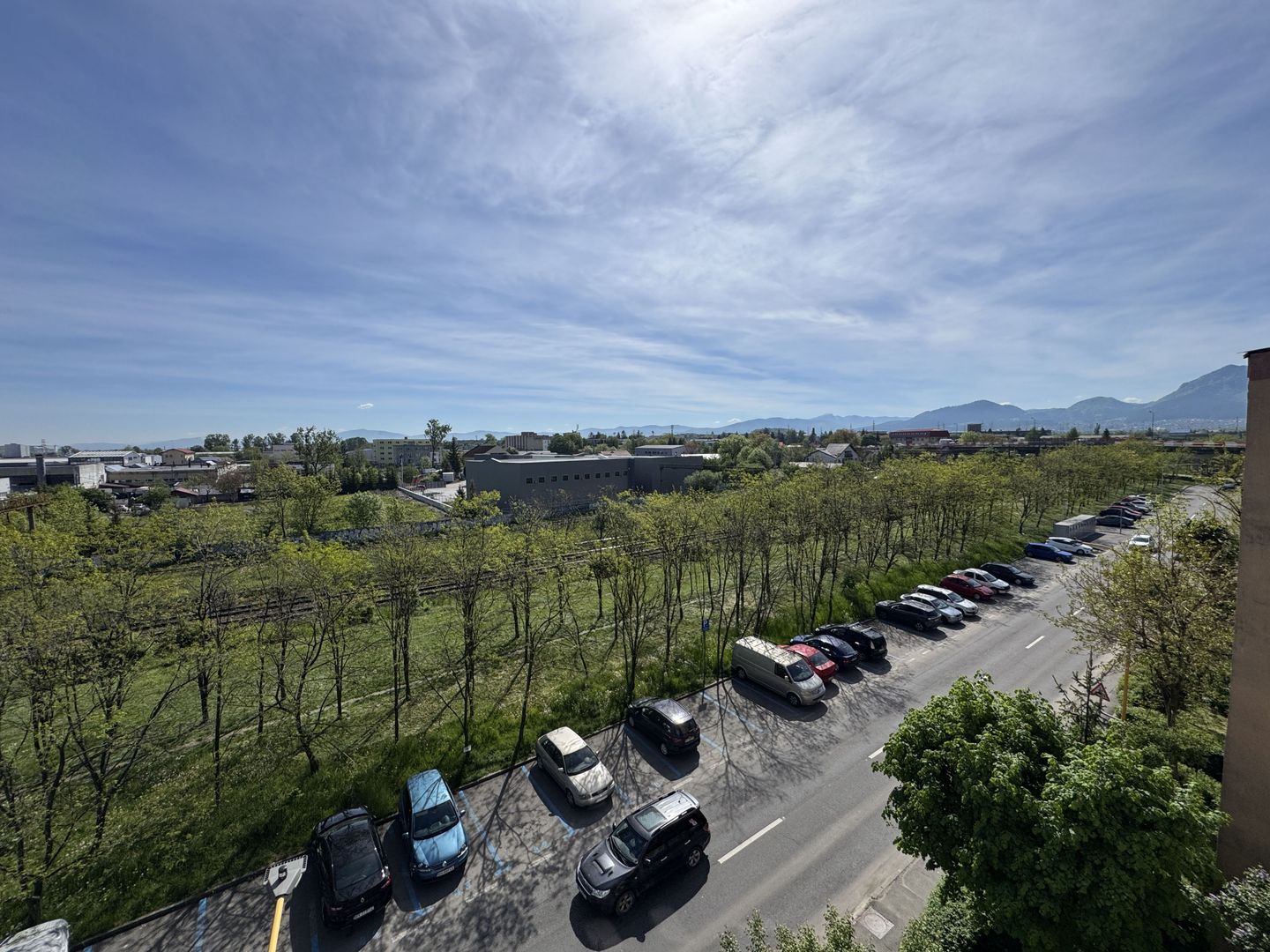 Apartament decomandat cu 3 camere in Florilor, strada Crinului - Poză 15
