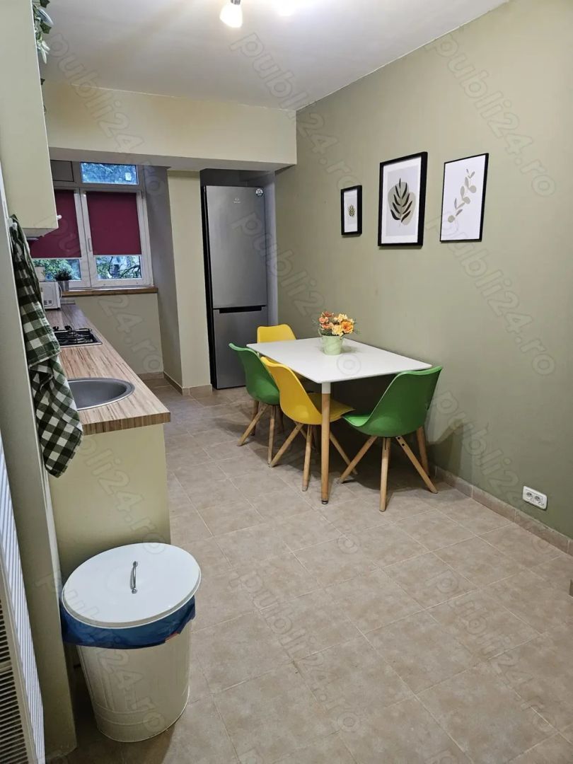 APARTAMENT COCHET ZONA KISELEFF - Poză 5