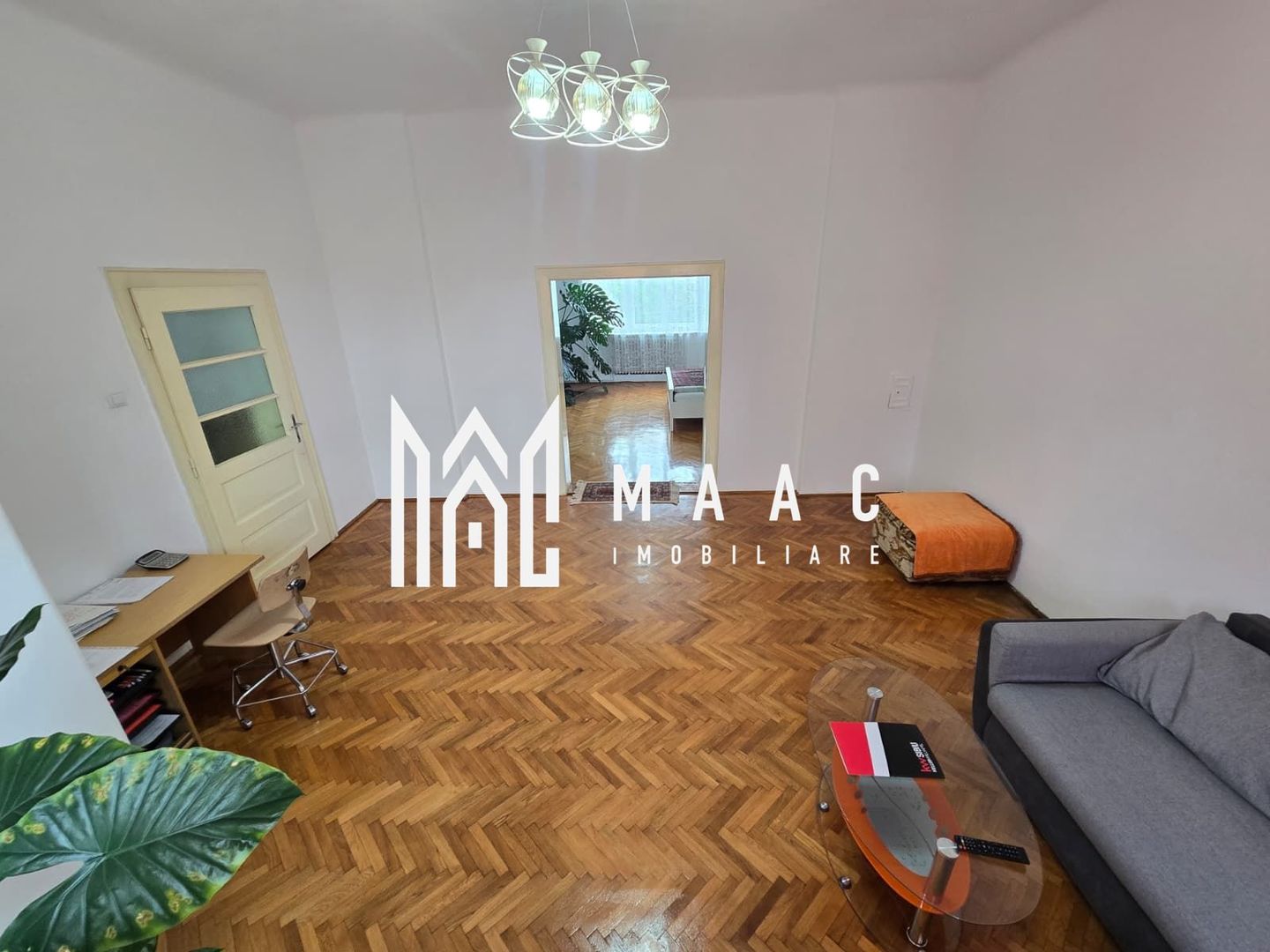 Apartament 4 camere 156 mpu zona Centrala Garaj Pivnita - Poză 15