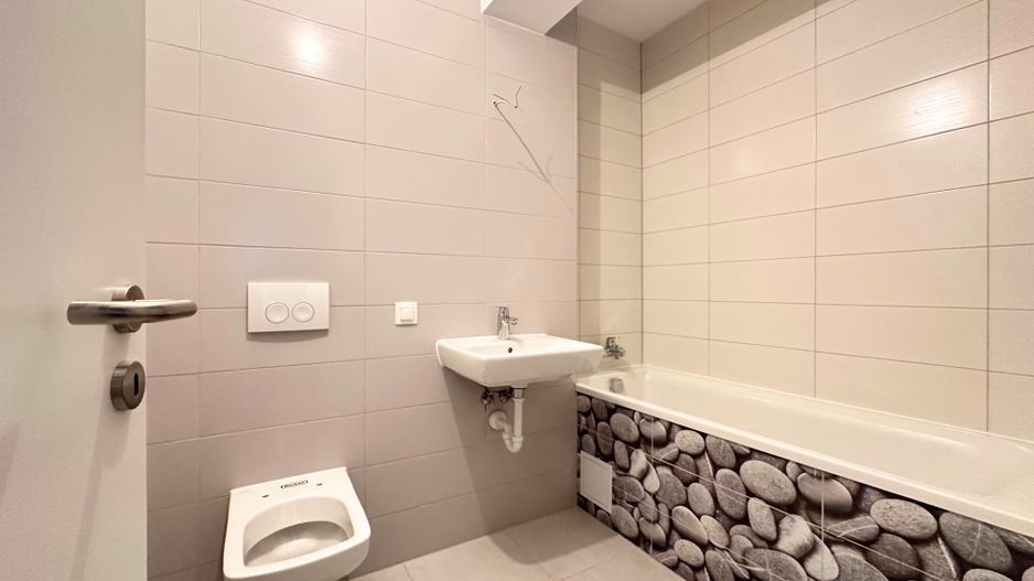 VÂNZARE APARTAMENT 2,5 CAMERE  NOU NELOCUIT - Poză 21