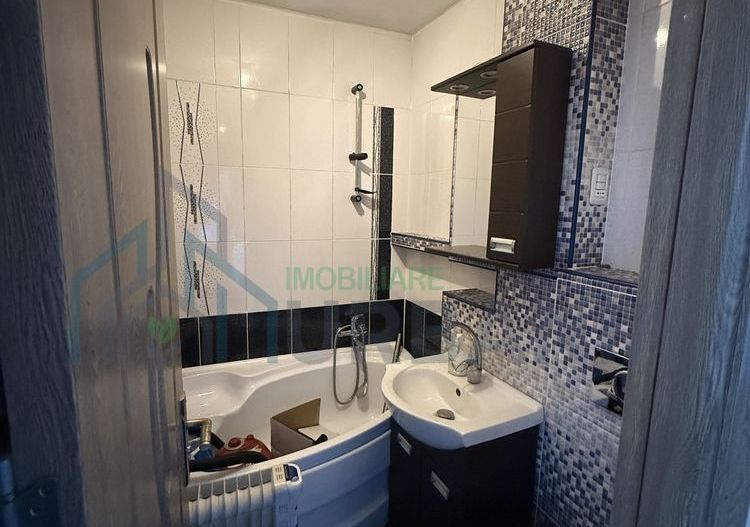 Apartament 2 camere, etaj 10/10, Centru Civic, Iași - 39 mp, decomandat, balcon - Poză 4