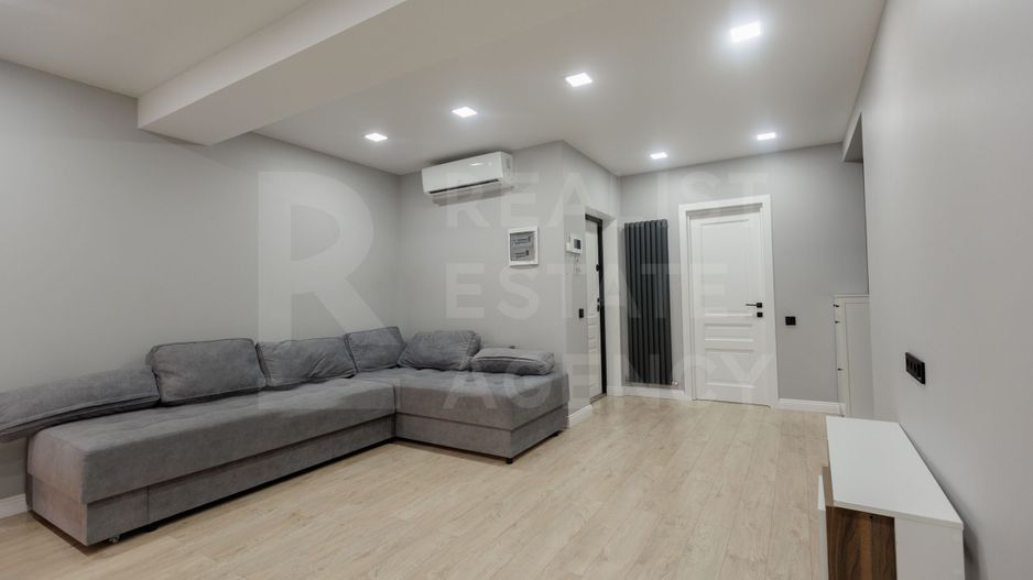 Vânzare, apartament, 2 camere+living, str. Alexandru Cel Bun, Ialoveni - Poză 5