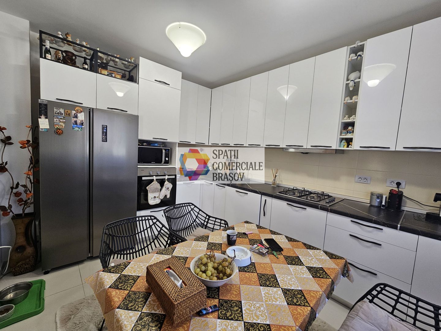 Casă individuala 5 camere de vânzare - zona Tractorul, Coresi - 270 mp - # plus - Poză 8