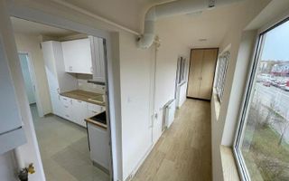 Recent renovat| partial mobilat| 2 camere| garaj, et.2| lift| balcon 12 mp. - Poză 9