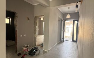 Casa Banu Maracine zona Ionomi - Poză 14