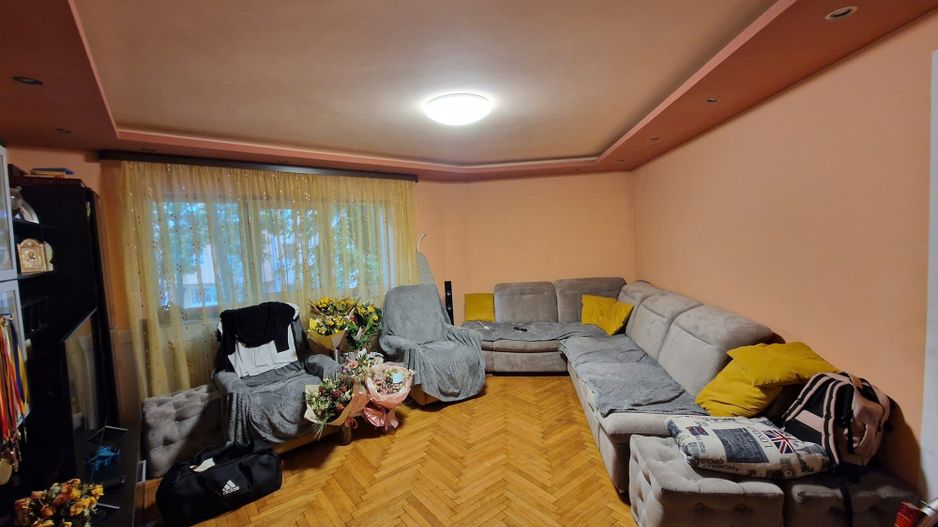 Soarelui | 3 Camere | Etaj 1 | Centrala proprie | Boxa - Poză 4