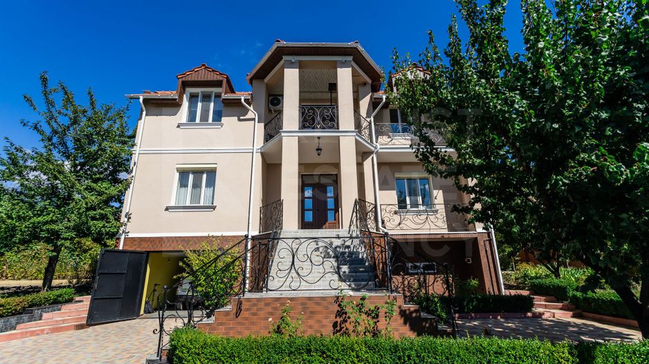 Vânzare, casă, 5 camere, str. Gura Văii, sect. Riscani - Poză 3