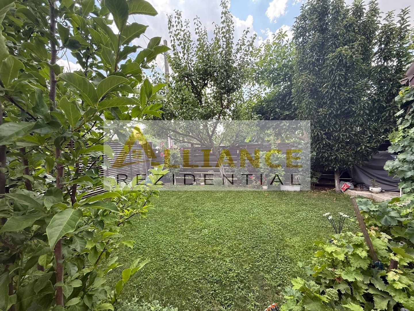 CASĂ COMPLET MOBILATĂ SI UTILATĂ -  PISCINĂ  – COMUNA BERCENI - Poză 13