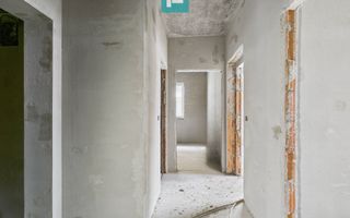 Apartament 3 camere cu curte proprie în Giroc - Poză 8