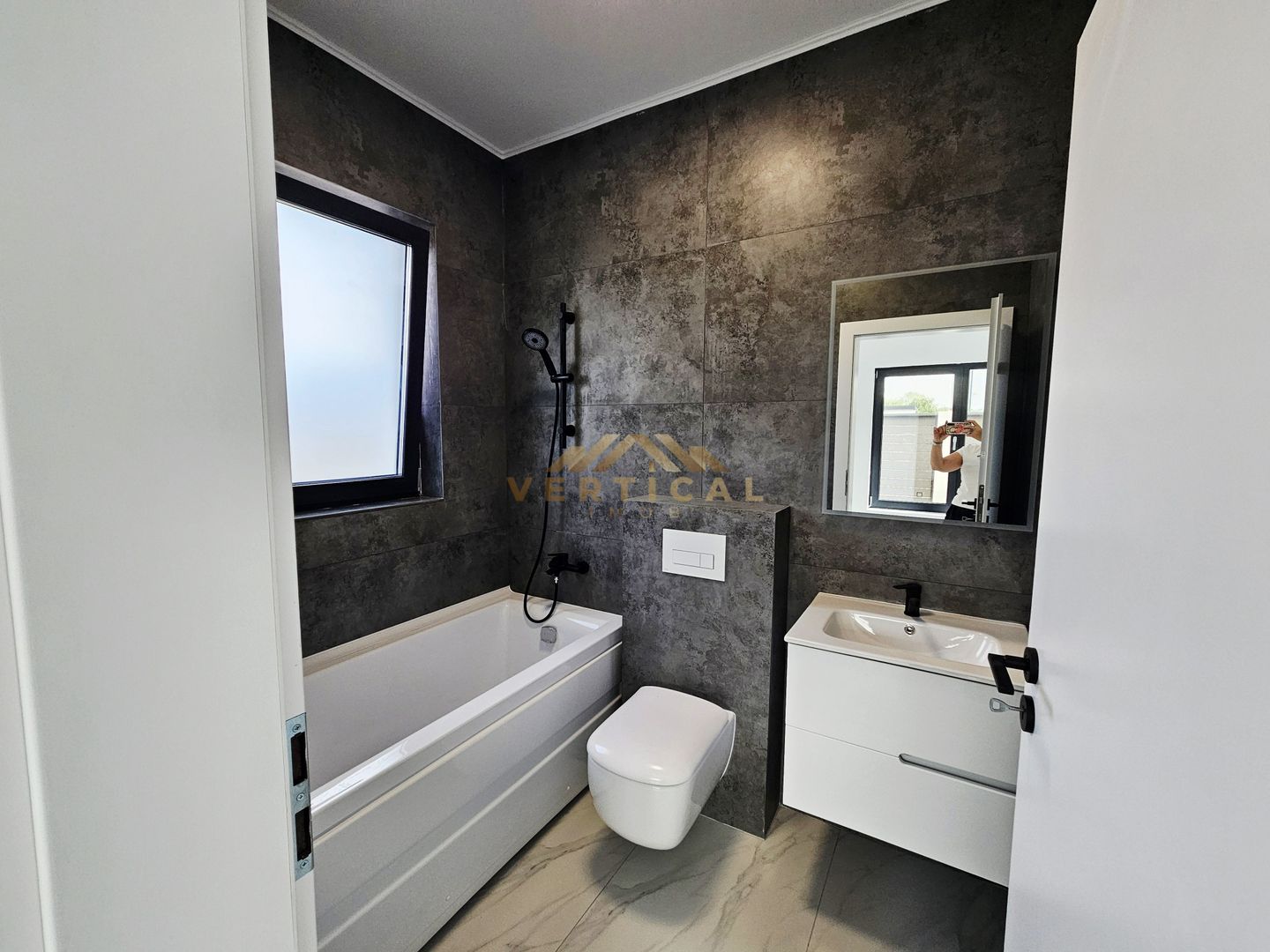 Casa Premium parter | 4 camere | comuna Berceni - Poză 13