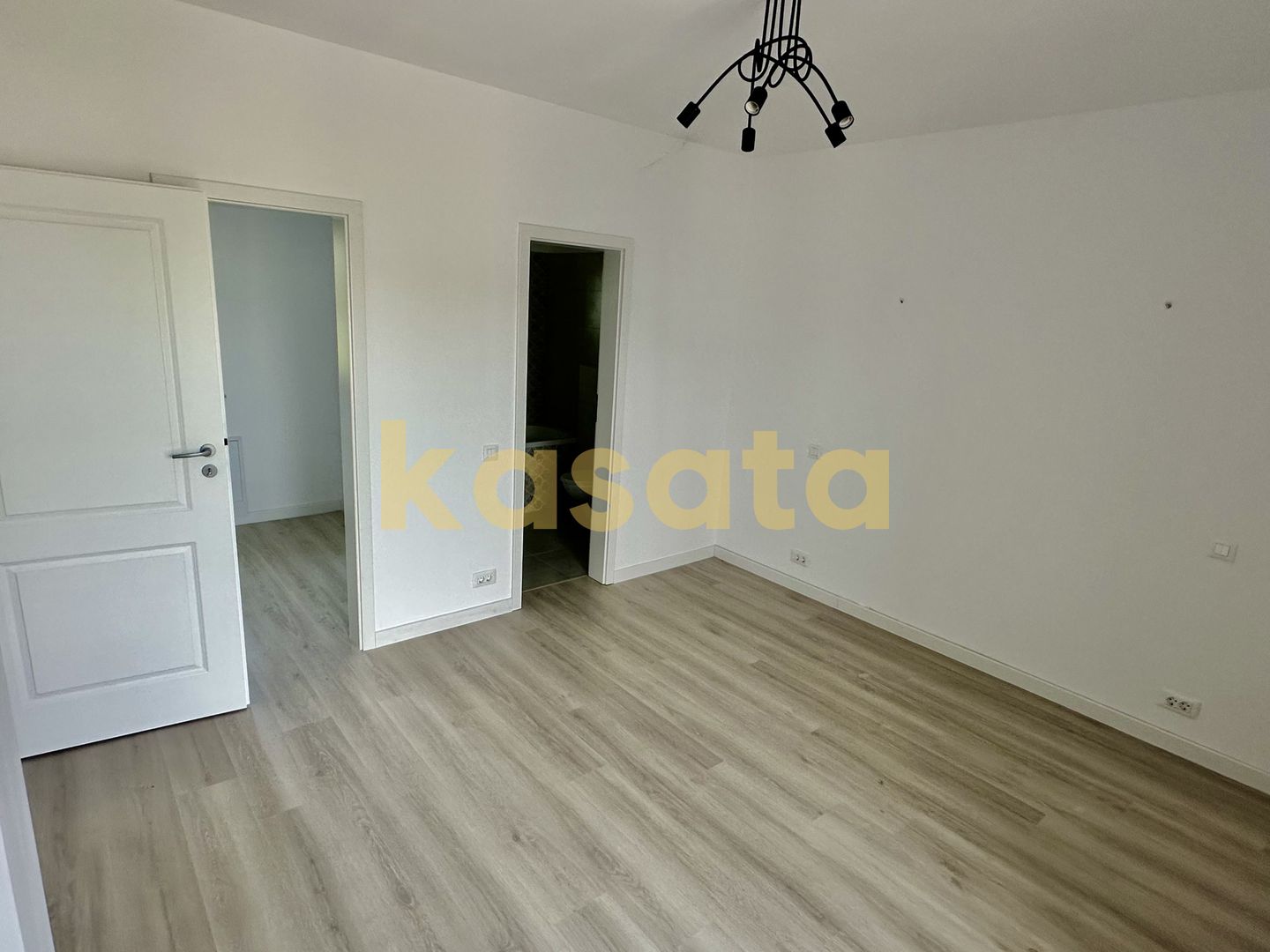 Casa 4 camere | Toate utilitatile | Otopeni | Nu se aplica TVA - Poză 20