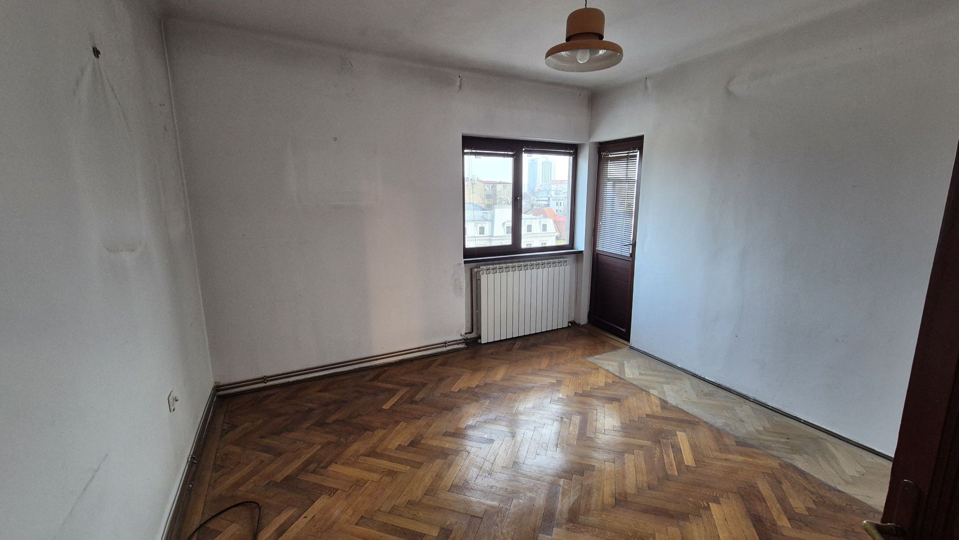 Apartament cu 3 camere 111,78 mp - Cl. Victoriei - Nicolae Iorga - Poză 4