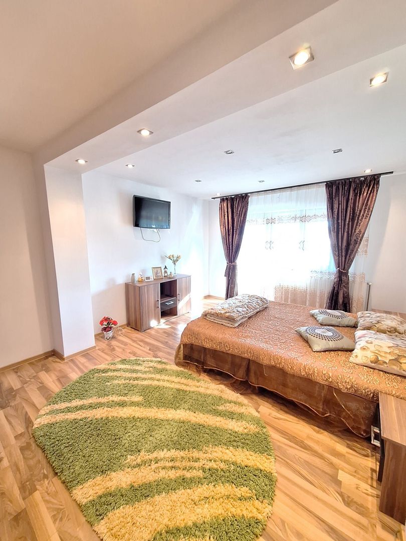 Inchiriere apartament la casa, Centru Bascov - Poză 11