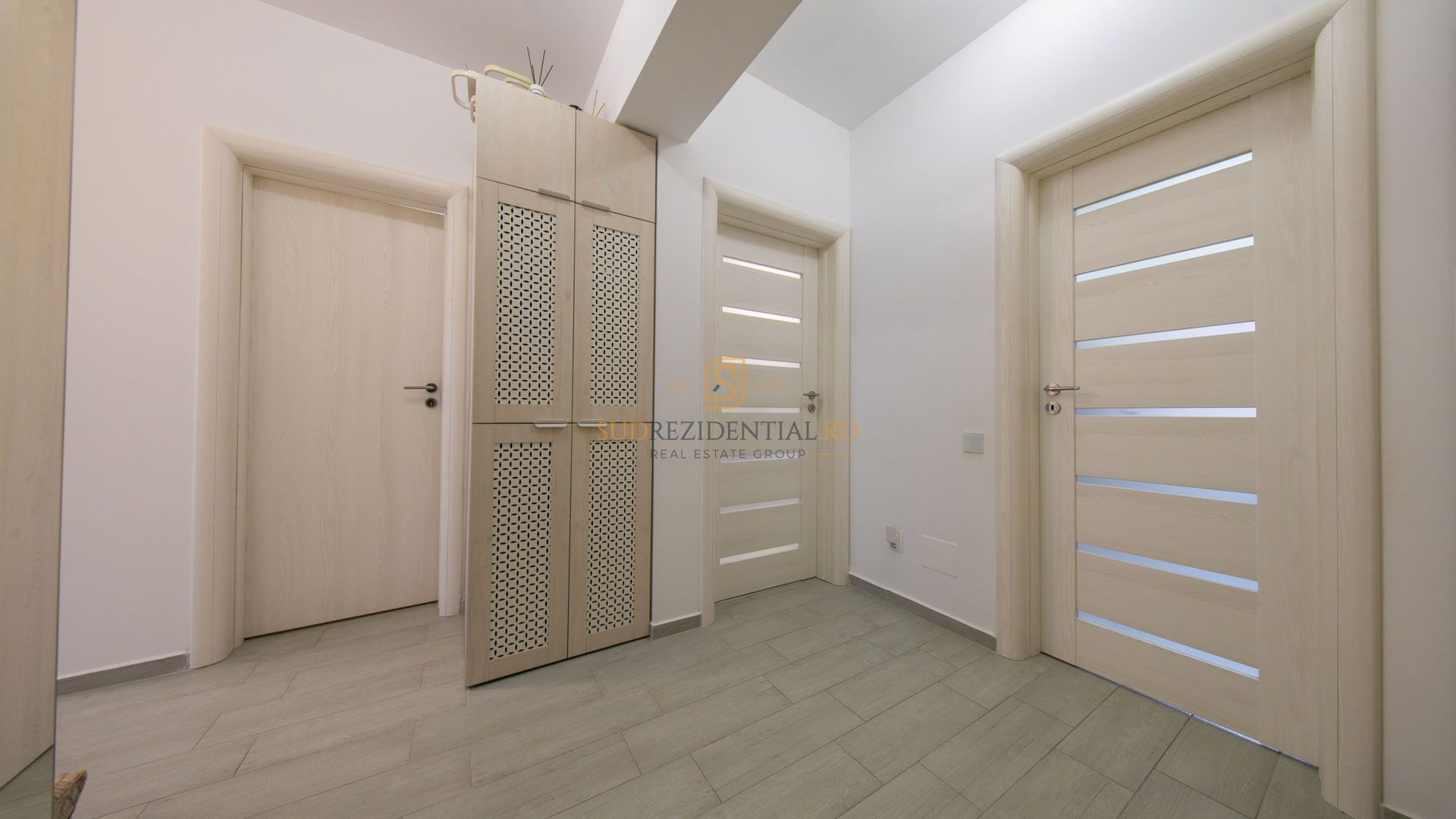 Apartament 3 camere, Mobilat si utilat, Parcare, Aproape de metrou - Poză 24