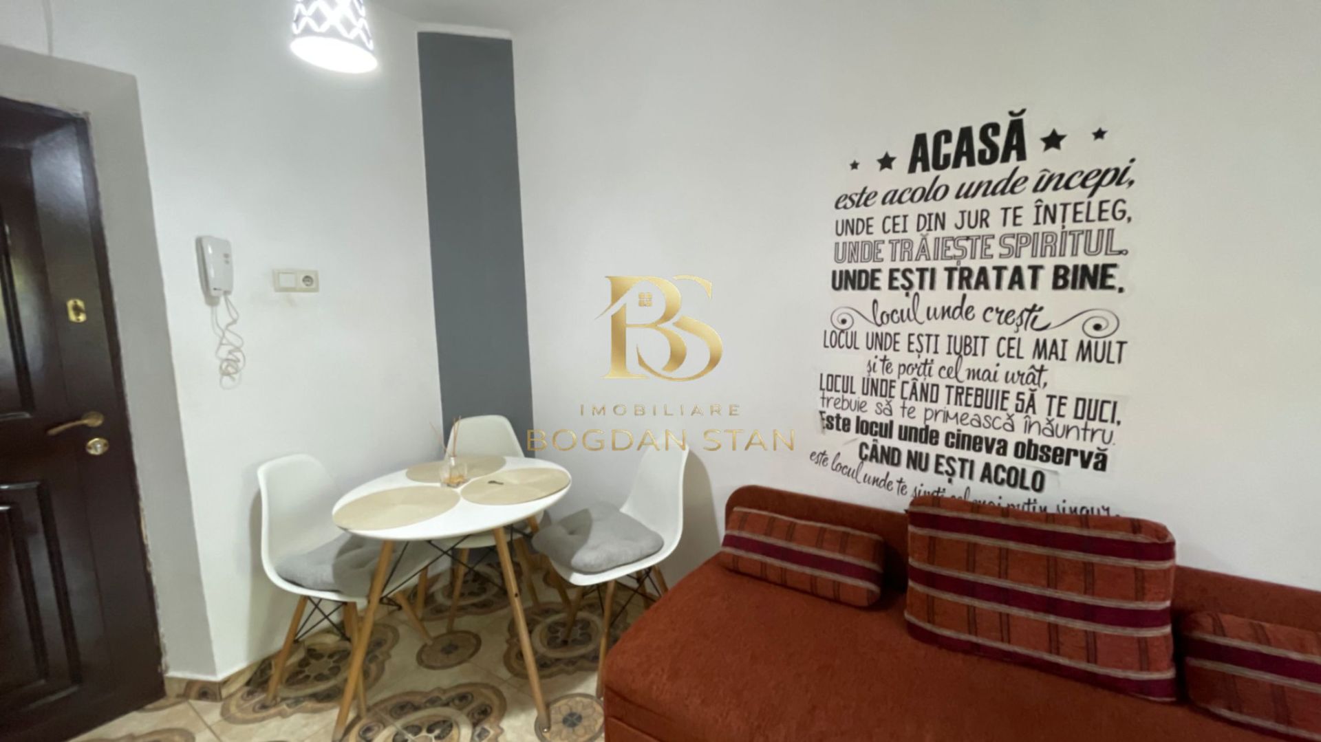 Apartament 2 camere de vânzare / închiriere | Etaj 3 | Zona Careiului - Poză 2