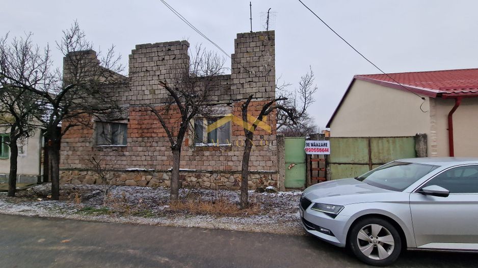 Casa de vanzare  zona Confectii / Cadas - Poză 1