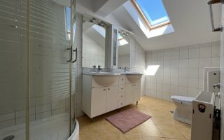 Vila spatioasa 6 dormitoare | gradina | Garaj - Poză 33