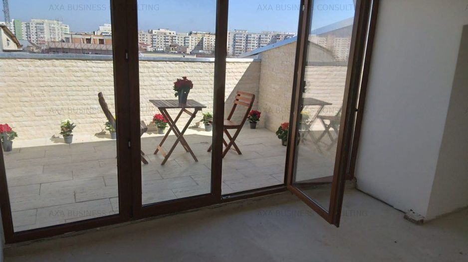 Dacia-Eminescu-Penthouse cu vedere panoramica - Poză 1