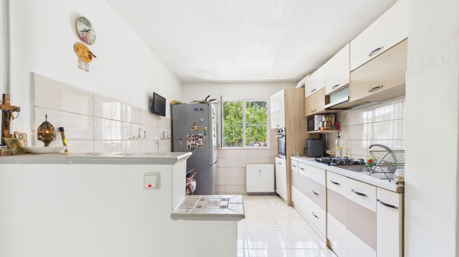Apartament 4 camere decomandat | Parter | Metrou la 7 minute | - Poză 15