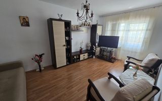 De vânzare apartament 3 camere – Tg Cucu - Poză 3
