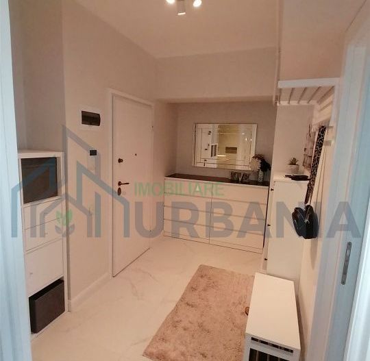 Inchiriez ap complex royal town cu parcare inclusa - Poză 4