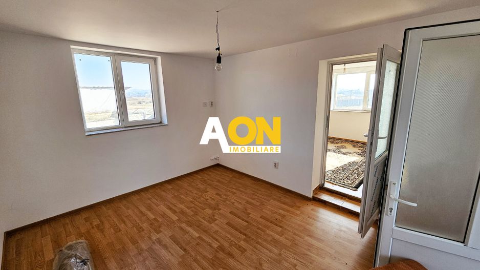 Casa cu 4 dormitoare, 821 mp teren - Poză 15