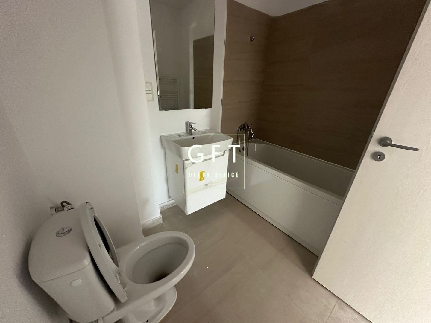 APARTAMENT 3 CAMERE+TERASA 23.55 MP.  COMISION 0 % - Poză 3