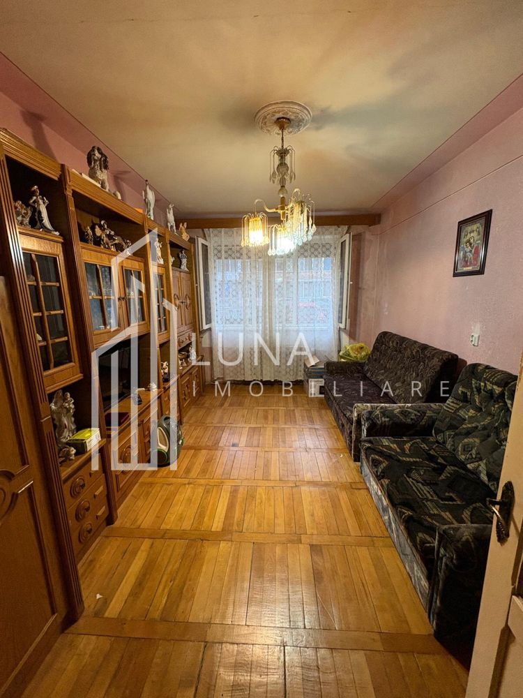 Garsonieră spațioasă | 32 mp + 2 boxe | Parter | Tractorul - Poză 1