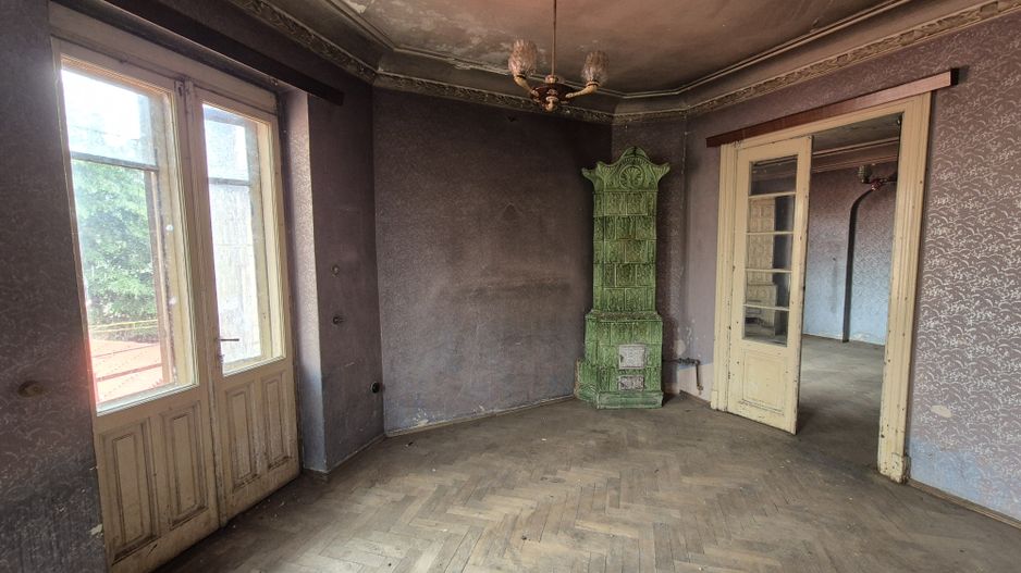 Casa P+1  - Dacia - Eminescu - curte comuna - Poză 6